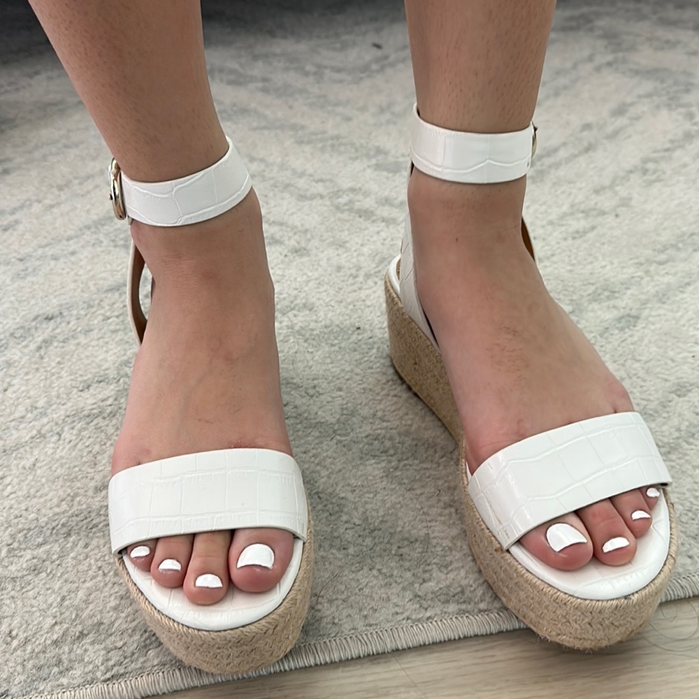 March fisher platform sandals Size 7.5